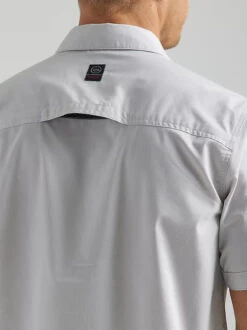 Men's Wrangler ATG Asymmetric Zip Pocket Shirt -Ariat Store 112333905 ALT3