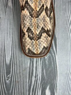 Men's Anderson Bean Canebreak Rattlesnake With 13" Red Avatar Tops 7 Men's Anderson Bean Canebreak Rattlesnake With 13" Red Avatar Tops -Ariat Store IMG 4527