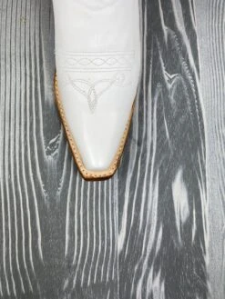 Women's Corral All White Cowgirl Western Boots - Z5046 -Ariat Store IMG 9058